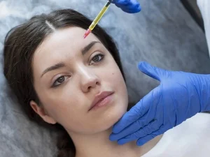 بهترین دکتر برای اگزوزوم تراپی در تهران